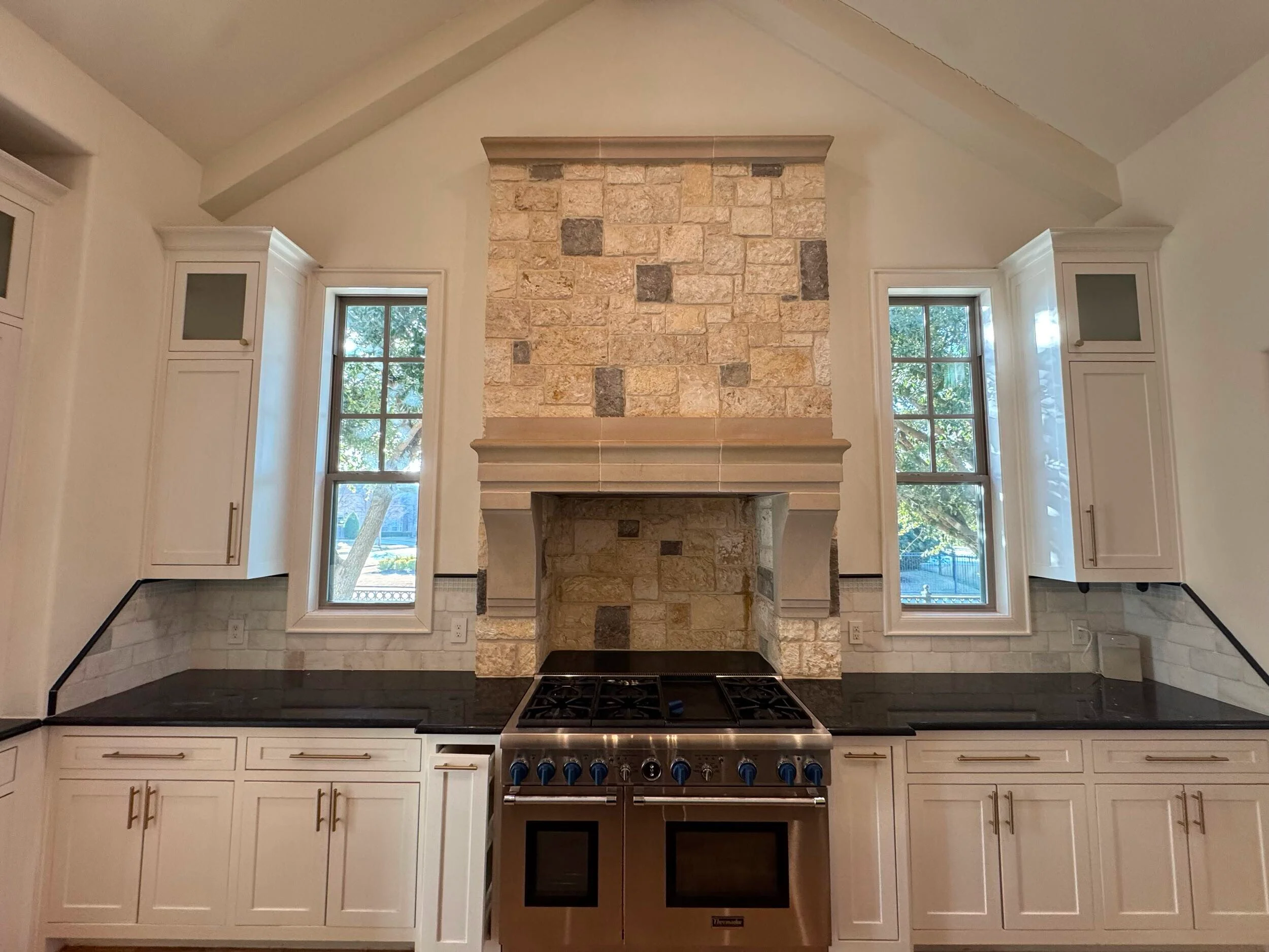 Carillion Lane kitchen before remodel